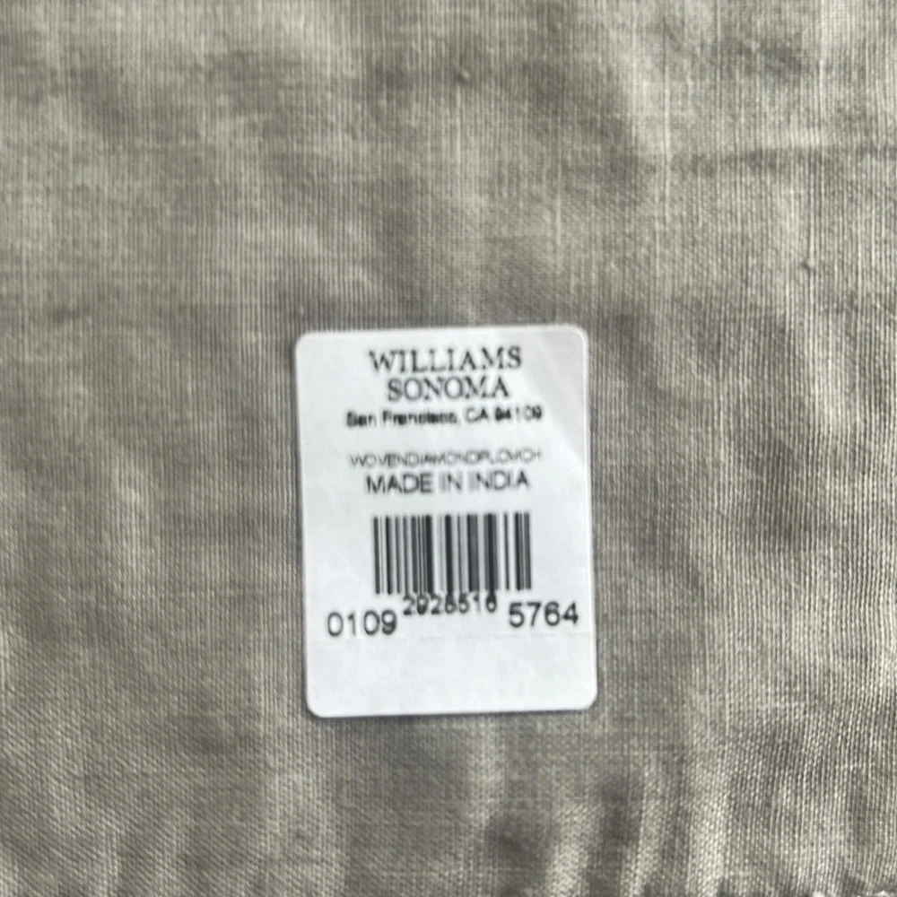 Lot of 8 NEW Williams Sonoma Placemats Individually Packaged